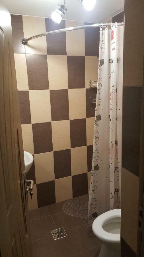 La Bustea Hotel Hercegány Kültér fotó